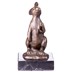 Nyúl répával - bronz szobor márványtalpon képe